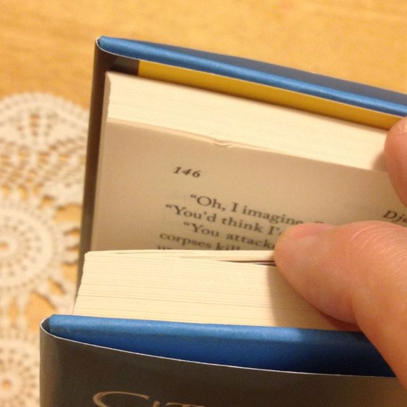 Fantasy - City of Stone and Silence, Wells of Sorcery, Book Two - Picture 7 of 8